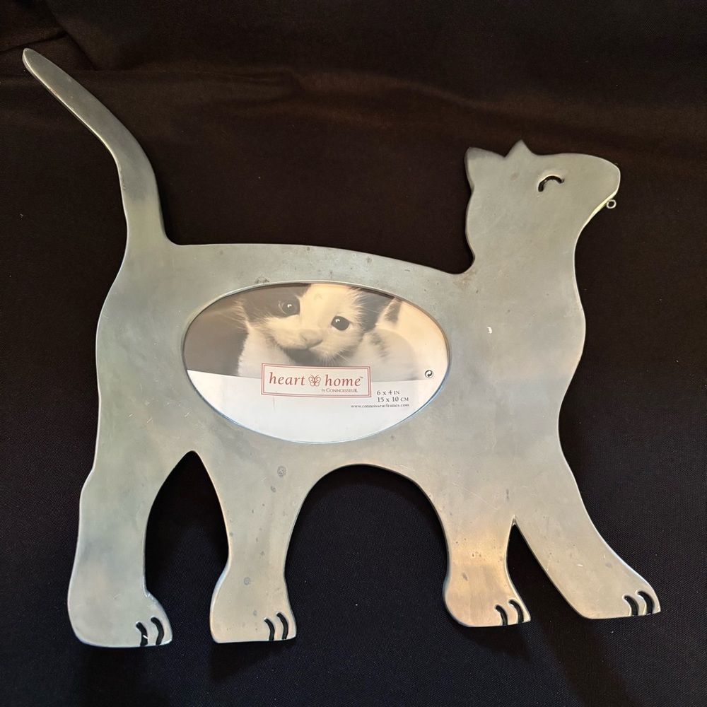 Cat Shaped Metal Picture Frame
